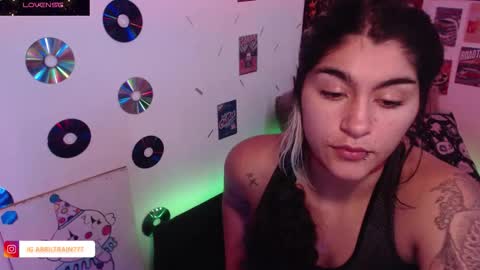 Abril online show from November 21, 5:48 pm