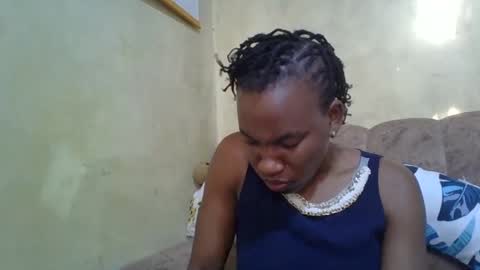 sweetdiva2012 online show from February 5, 4:37 am