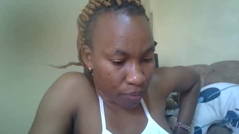 sweetdiva2012 online show from September 17, 6:44 am