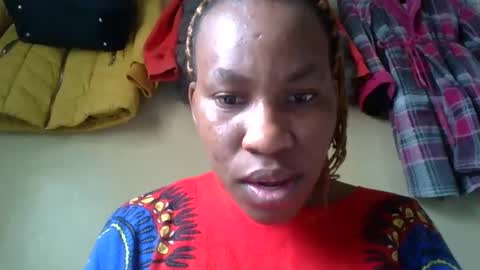 sweetdiva2012 online show from October 4, 7:36 am