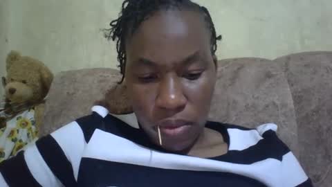 sweetdiva2012 online show from February 3, 3:42 am