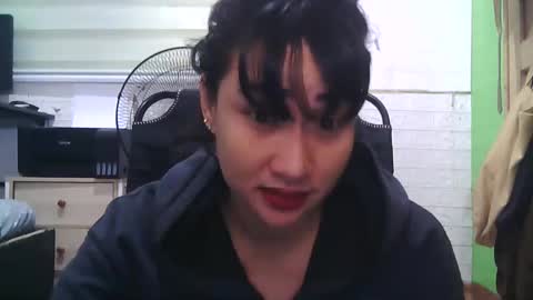 Jean online show from December 12, 4:53 pm