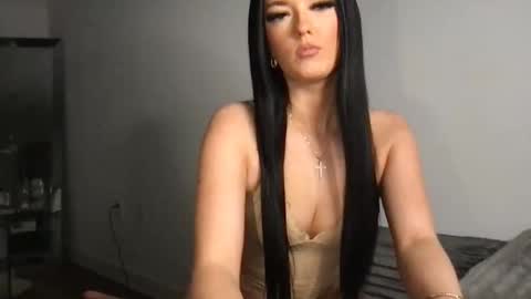 Snapshot of sweetgraciexo chatting on October 22, 3:00 am Gracie online show from October 22, 3:00 am