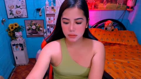 Nicole online show from February 12, 11:18 am