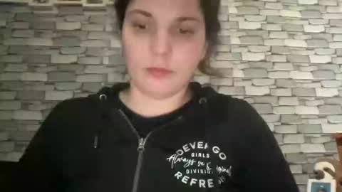 Snapshot of sweetmandyy chatting on December 5, 4:12 pm sweetmandyy online show from December 5, 4:12 pm