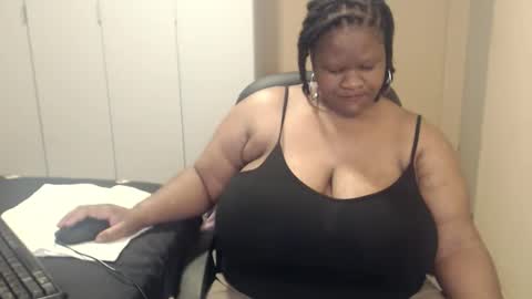 sweetnoziexxx online show from October 10, 7:13 am