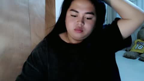 Snapshot of sweetprincess_athena chatting on October 3, 5:23 am Princess Ella online show from October 3, 5:23 am