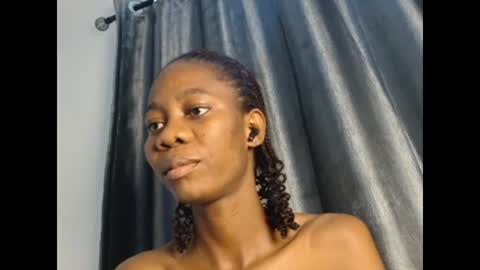 slim ivy online show from November 8, 4:50 am