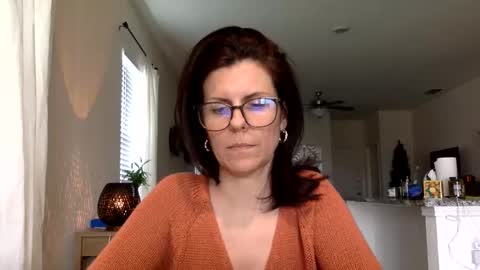 sweetriddance online show from January 7, 4:10 pm