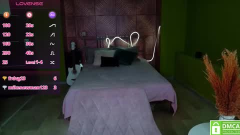 Alice online show from November 27, 1:58 pm