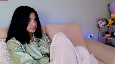    online show from March 6, 5:00 pm