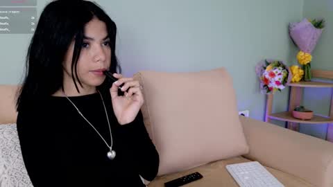    online show from March 4, 5:03 pm