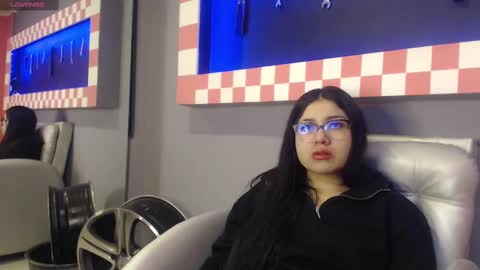 Ashley 3 online show from March 1, 11:17 am