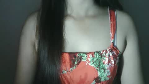 Snapshot of sweety_princess15 chatting on September 25, 6:06 pm sweety_princess15 online show from September 25, 6:06 pm