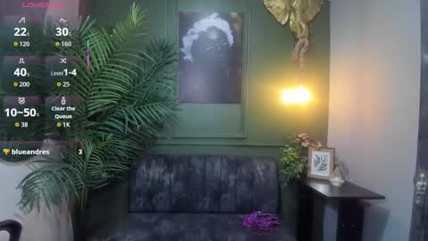 Emma online show from October 24, 8:27 pm