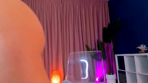 Leya online show from January 6, 4:49 am