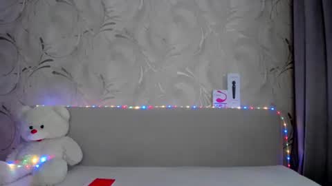 Ana online show from March 5, 11:38 am