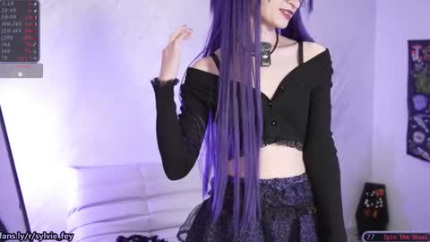 Sylvie online show from September 21, 9:35 pm