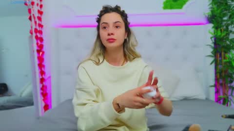 Arianna online show from March 10, 1:21 pm