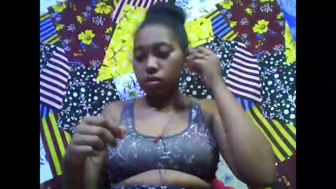 tahiriniah online show from November 27, 5:38 pm