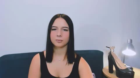 taliasensitive online show from December 15, 7:19 pm