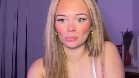 Talia online show from February 22, 6:42 pm