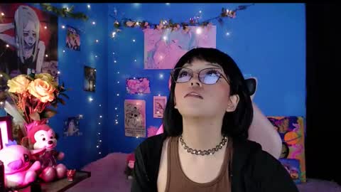 Alejandra Independent model online show from December 5, 9:43 am