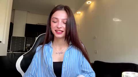 Nami online show from December 17, 8:40 am