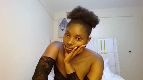 Snapshot of tamia538235 chatting on October 24, 11:45 pm tamia online show from October 24, 11:45 pm