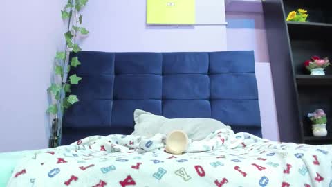 tammy_thompson_ online show from October 11, 3:15 pm