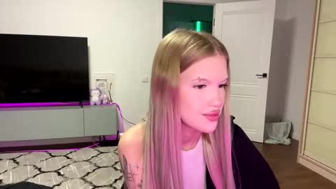 Alisa online show from February 24, 6:06 pm