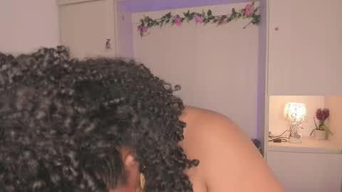  T A R A  online show from November 13, 5:06 am