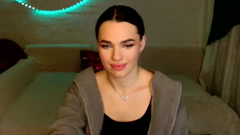 tasty_babyy online show from December 5, 2:18 pm