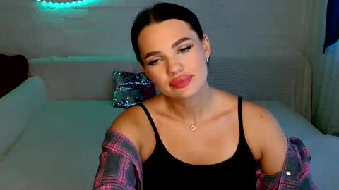 tasty_babyy online show from September 9, 2:28 pm