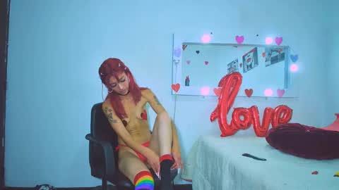 Snapshot of tatis_blux chatting on February 12, 4:44 pm Tatiana  online show from February 12, 4:44 pm