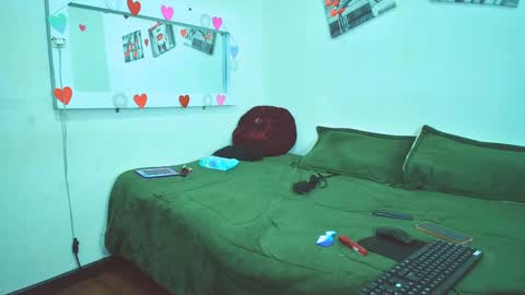 Snapshot of tatis_blux chatting on January 30, 5:06 pm Tatiana  online show from January 30, 5:06 pm