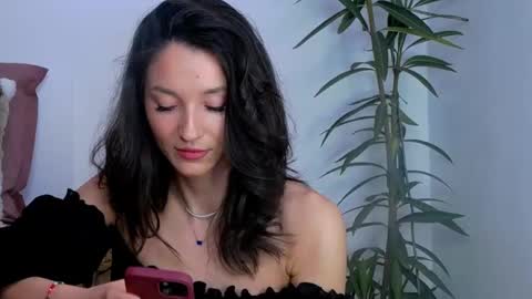 TayaKayan online show from December 7, 3:14 am