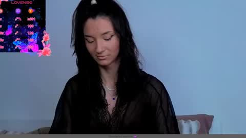 TayaKayan online show from January 7, 3:03 am