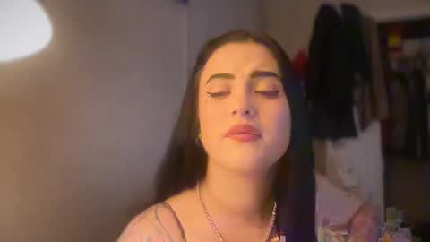 badgirltay online show from January 17, 1:35 am