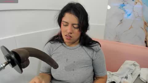 taylor_cupper_ online show from January 7, 8:45 pm