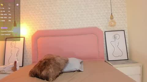 TAYLOR  online show from September 16, 3:36 am