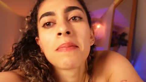 taylormichell online show from December 5, 12:54 am