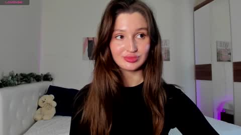 Snapshot of tender_babyy chatting on January 4, 2:04 pm Sexy girl Li online show from January 4, 2:04 pm