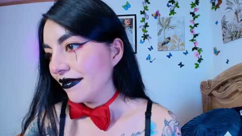  TERESA  Give me a good rating if you enjoy my show  online show from October 31, 5:50 pm