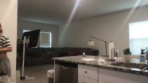 Daphne Summers online show from November 21, 5:15 pm