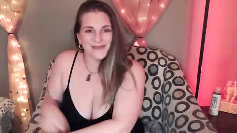 texasprincessk online show from December 4, 10:17 am