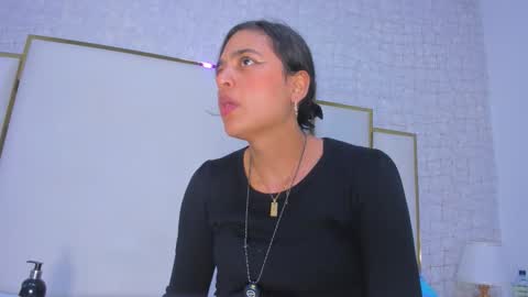 thalia888_ online show from February 1, 7:12 pm