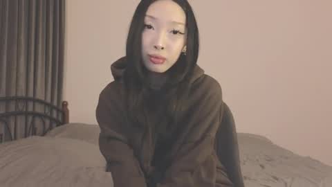 Snapshot of thanos_world1321002 chatting on October 5, 6:13 pm thanos_world1321002 online show from October 5, 6:13 pm