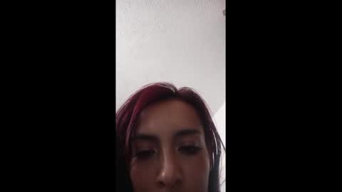 Amber online show from December 5, 6:44 pm