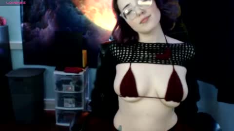 thedaisymoon online show from February 26, 4:19 am